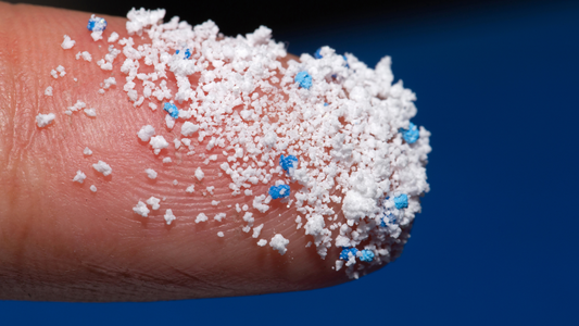 Microplásticos en tu Cuerpo: Un Llamado a Reducir los Envases Plásticos